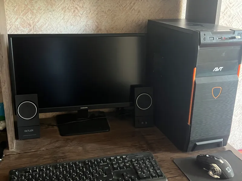 nuqsonsiz yangi Intel Core 13-10100 kompyuteri 2 nuqsonsiz yangi Intel Core 13-10100 kompyuteri 2