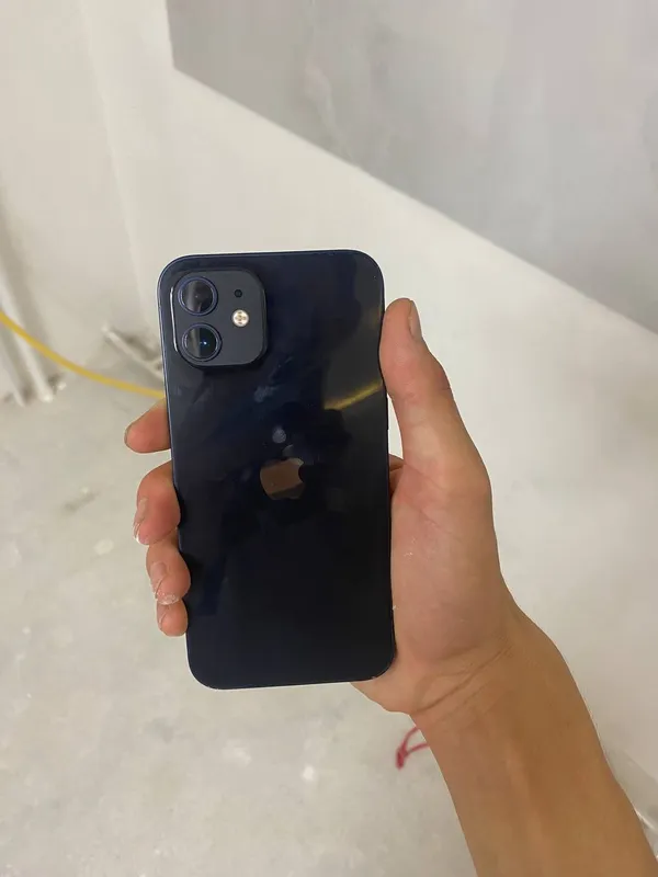 iPhone 12 2