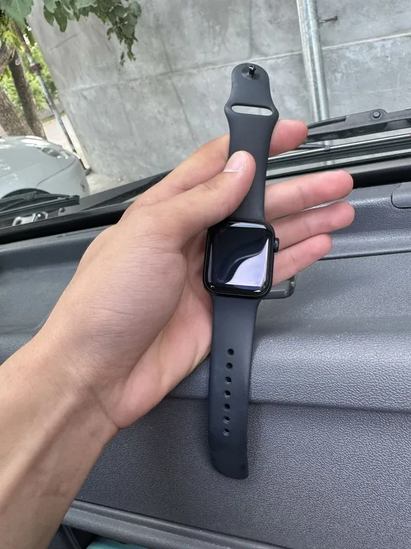 Iwatch se2 40mm srochna 2