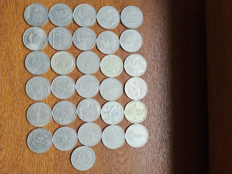 Монеты марки продам могу выслать фото видео