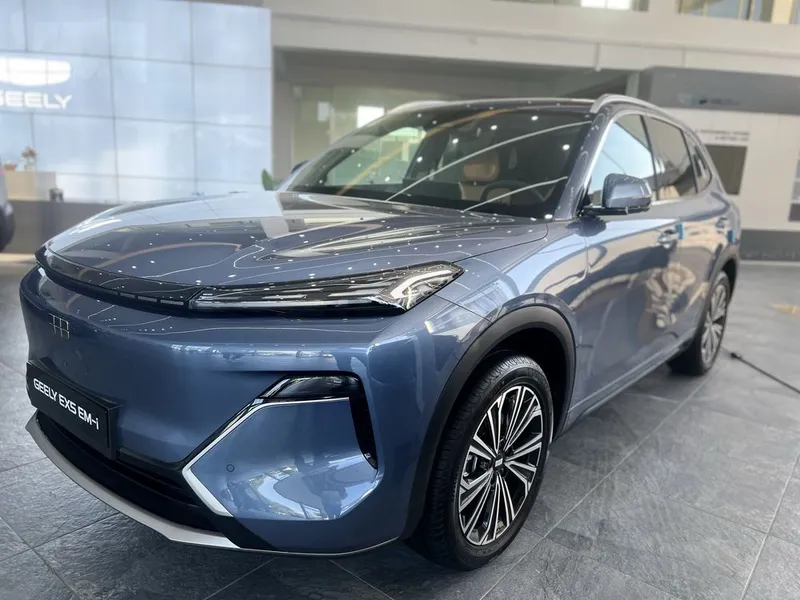 Geely EX5 EM-i гибрид 6 Geely EX5 EM-i гибрид 6