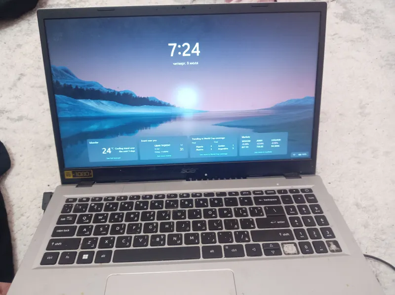 Ноутбук Acer Aspire 1