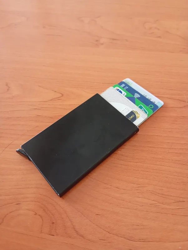 Cardholder — фото 2