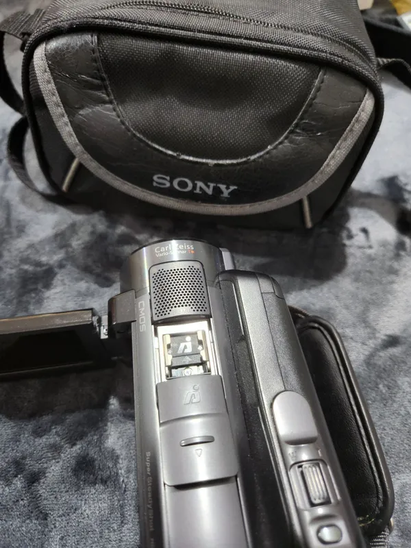 Видеокамера SONY HDR-SR11 — фото 5