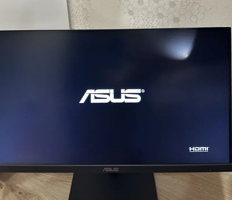Продаю монитор ASUS VA27D