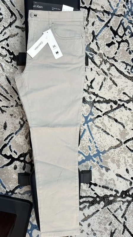 Брюки Calvin Klein infinite flex.34/32. 7 Брюки Calvin Klein infinite flex.34/32. 7