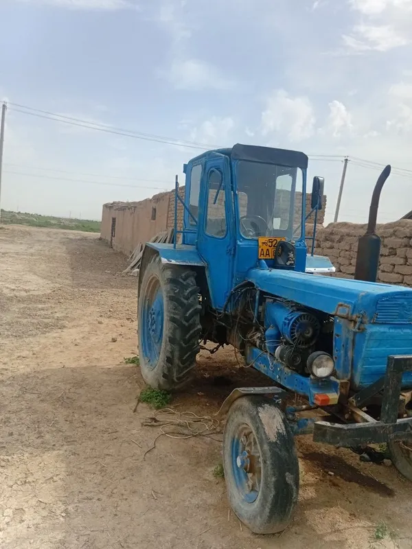 T28 traktir sotiladi 1 T28 traktir sotiladi 1