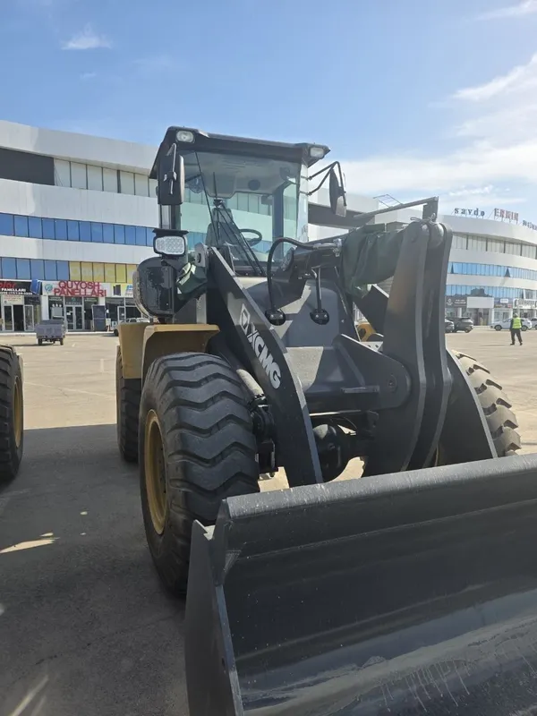 XCMG Lw300fn 1.8куб — фото 4