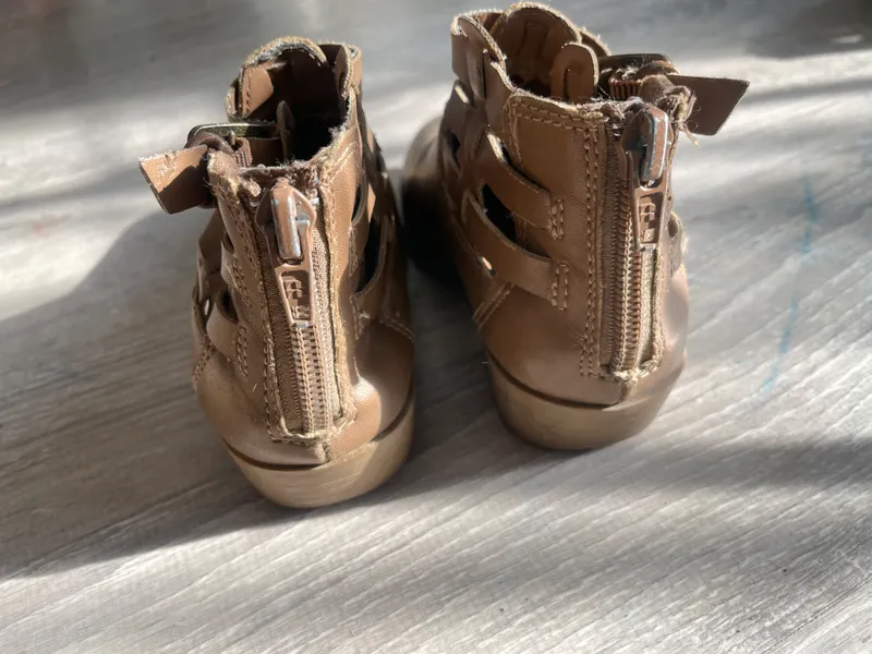 Koja tuflik 27 razmer 3 Koja tuflik 27 razmer 3