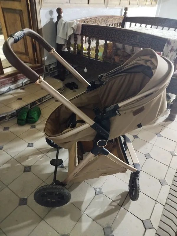 kolyaska sotiladi kidilo firmaniki judayam yaxw 3