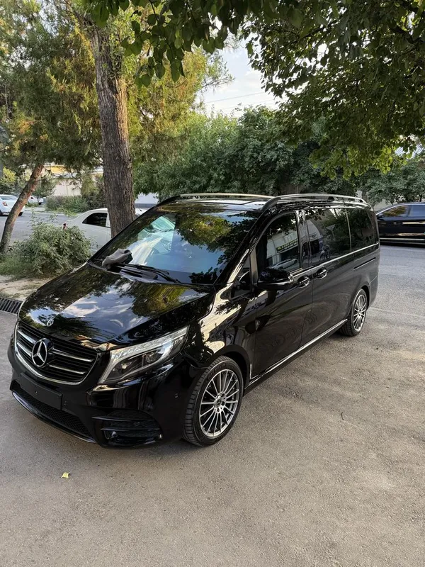 Продаётся Mercedes Benz V-класс 1 Продаётся Mercedes Benz V-класс 1