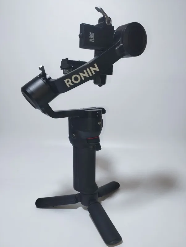 DJI RONIN RS3 Mini, zoʻr holatda yangidek