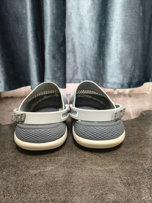 Оригинальные сабо Crocs LiteRide 8 Оригинальные сабо Crocs LiteRide 8