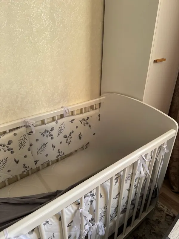 детская кровать 140х65 см (почти новая) 3