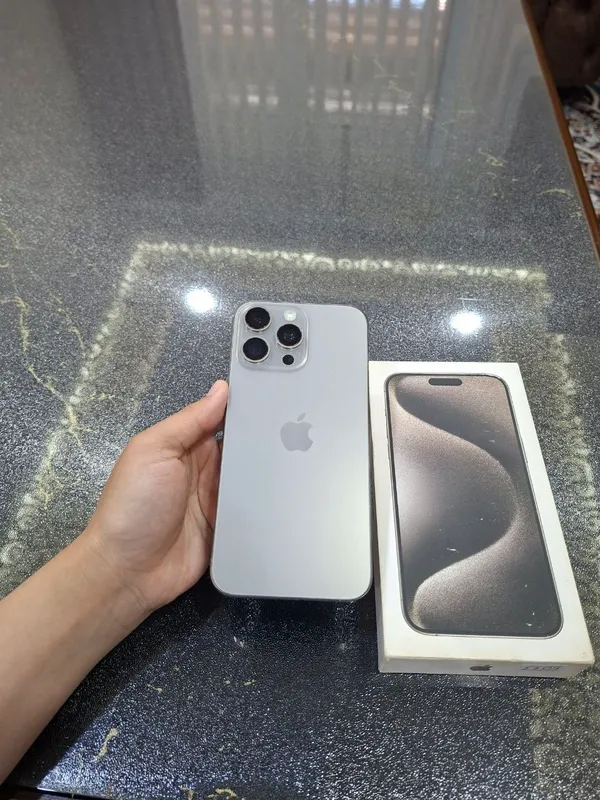 Apple 15 pro max 256 Apple 15 pro max 256