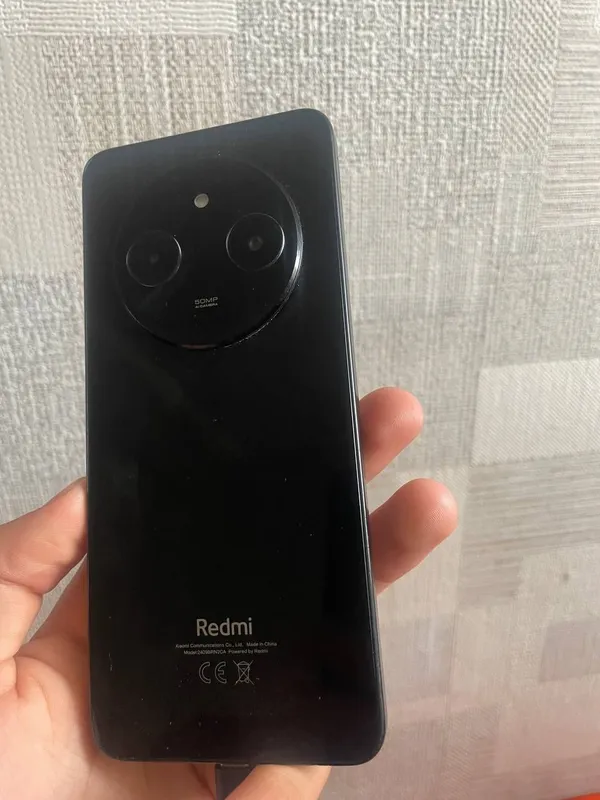 Redmi 14 c 128 GB xotira usta kormagan 2 Redmi 14 c 128 GB xotira usta kormagan 2