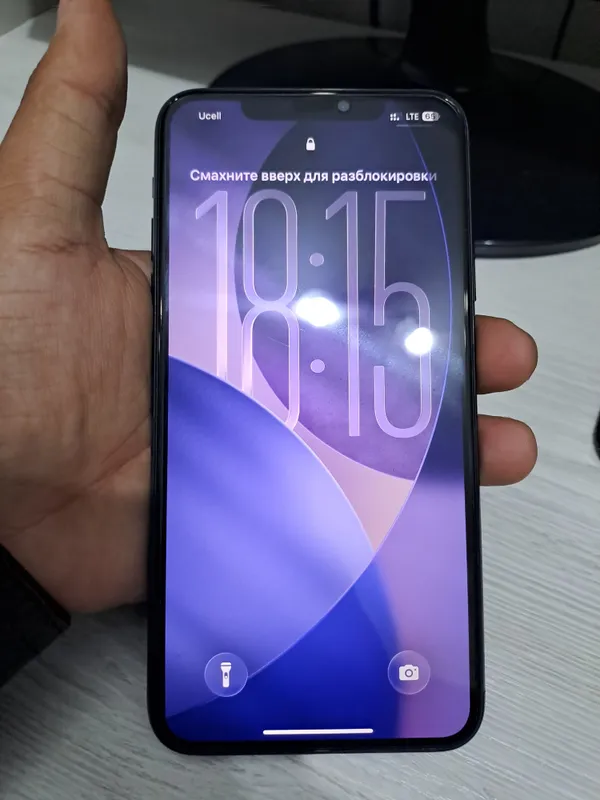 iphone 11 pro max 2