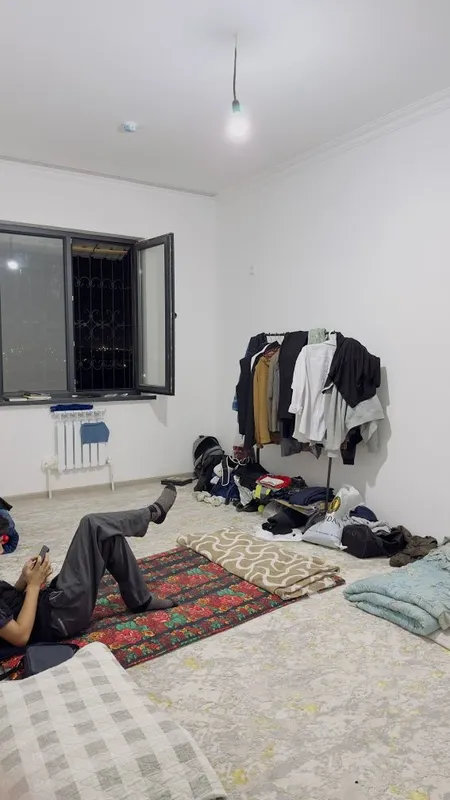 Sheriklikka kvartira 5 ta bolla kerak jami 7 kishi turiladi 2