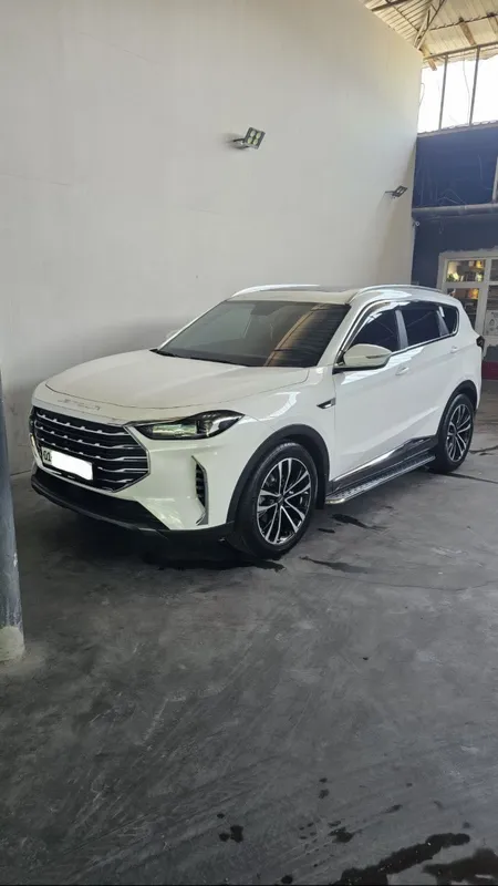 Jetour x 70 plus