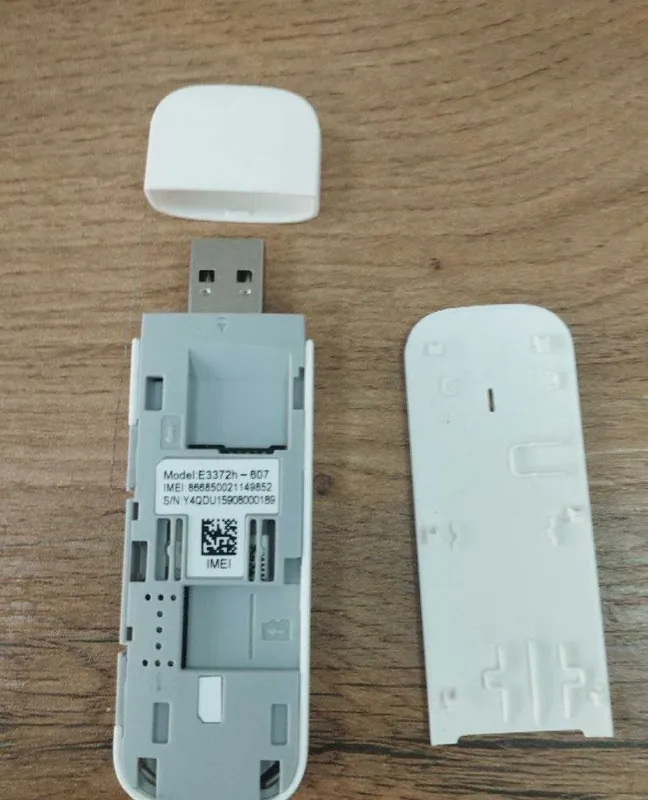 4G LTE USB-модем Huawei E3372 4 4G LTE USB-модем Huawei E3372 4