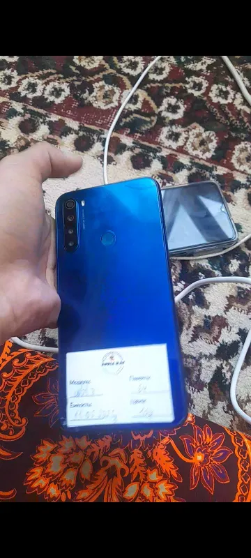 Redmi note 8 sotiladi 64/4 xotirasi