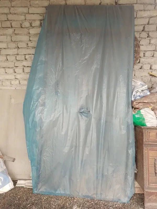 Mebelni eshik jigarrang