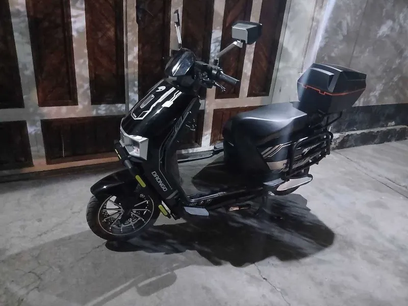 Электроскутер Drongo M11