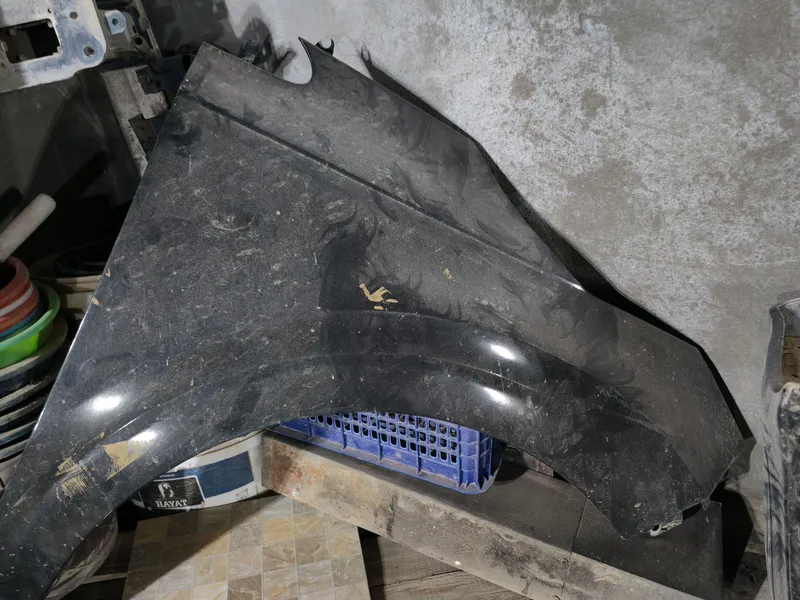 Kia Carnival moshinaga krilo chap taraf Kia Carnival moshinaga krilo chap taraf