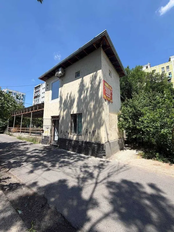 172m2 joy sotiladi Versal restoran 2-liniya