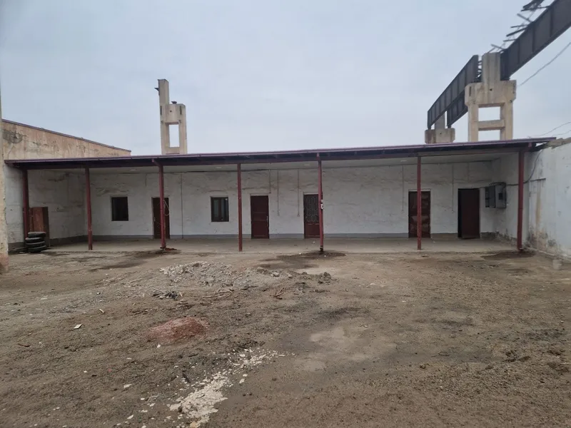 Qarshi shahrida 16 sotixlik sanoat binosi sotiladi — фото 3