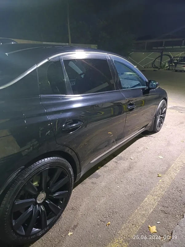 Hongqi EQM 5 сотилади 2
