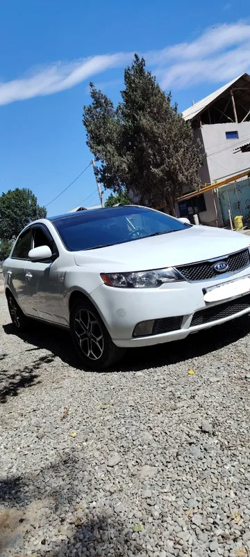 Kia Forte sotiladi — фото 1