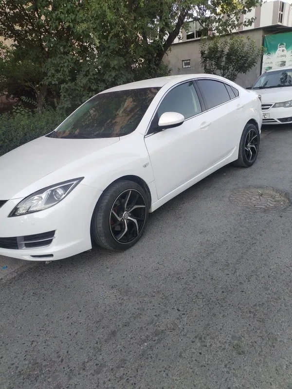 Продаётся Mazda 6 автомат 2 Продаётся Mazda 6 автомат 2
