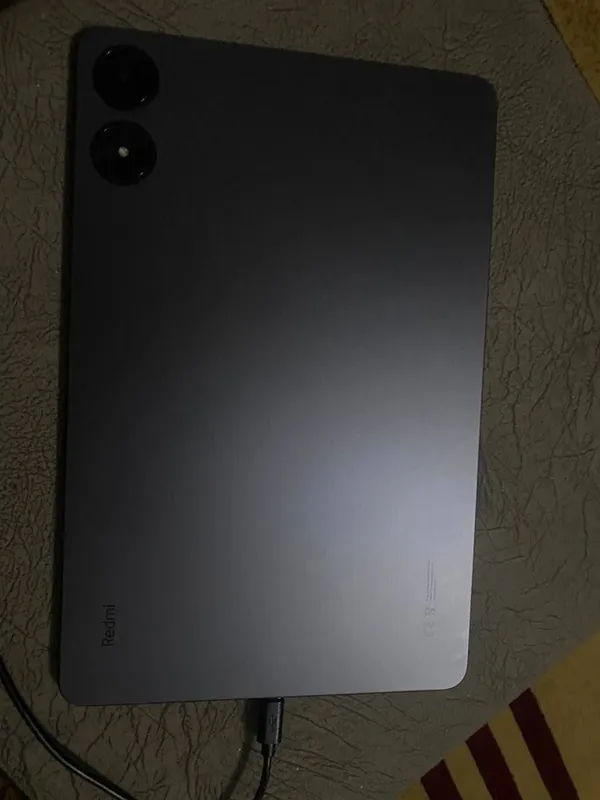 Pad pro 256/8+ Snapdragon 7 s2 gen 2 Pad pro 256/8+ Snapdragon 7 s2 gen 2