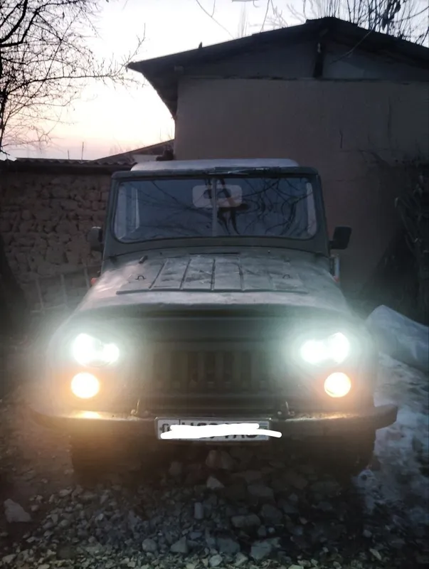 UAZ Srochna sotiladi 3 UAZ Srochna sotiladi 3