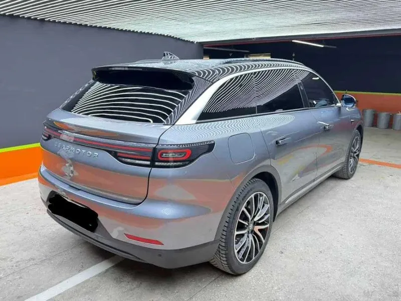 Продается Leapmotor C11 EV Performance 4WD — фото 2