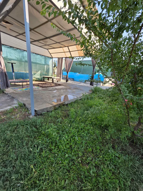 сдаётся своя дача, в паркентском районе 19 км 2