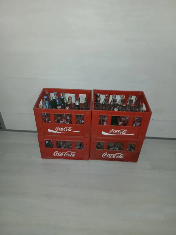 tara cola 4ta yashik butilkasi bilan 2 tara cola 4ta yashik butilkasi bilan 2
