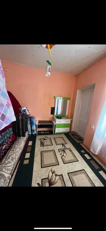 Xovli sotiladi, Chashma tarafda Ravshan Mirzayev Klinika bn bir devor — фото 9