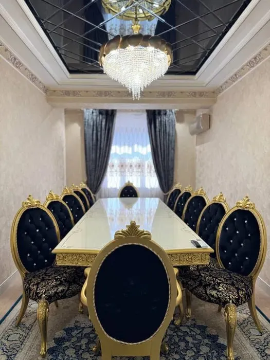 Сдаётся квартира в новостройке (4-комнаты, 130 м²)