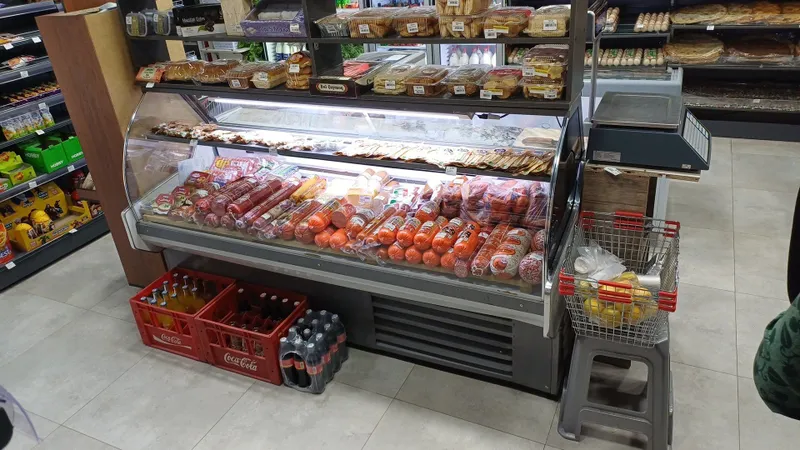 Holodilnik Oziq Ovqat do'koni uchun