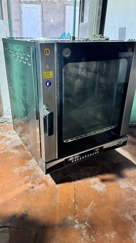 Профессиональный пароконвектомат Pimak на 6 уровней (380V)