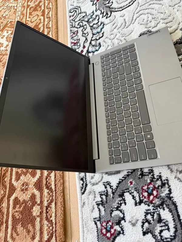 Lenovo Thinkbook 5 Lenovo Thinkbook 5