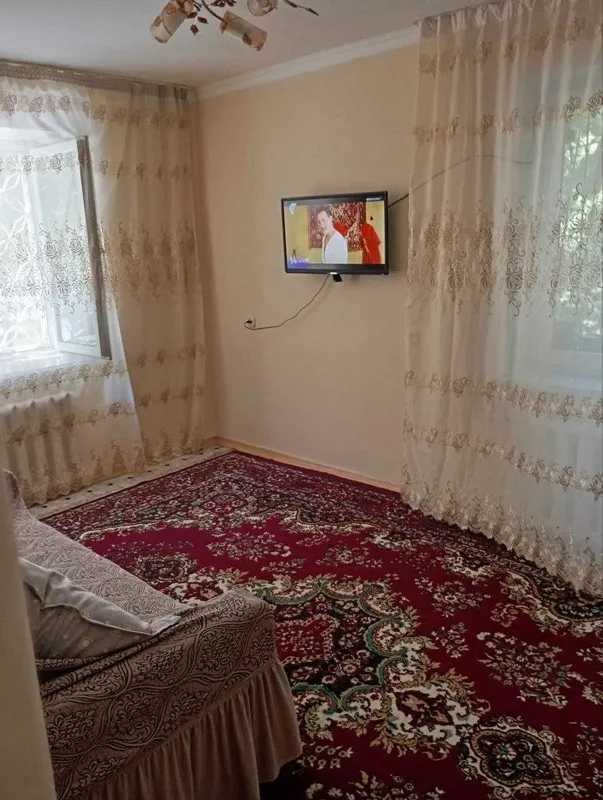 В Алмазарском районе сдается в аренду 2-комнатный дом 2