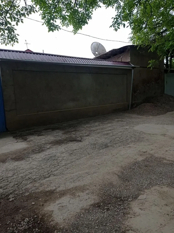 Продается дом в Чирчике вдоль реки — фото 1