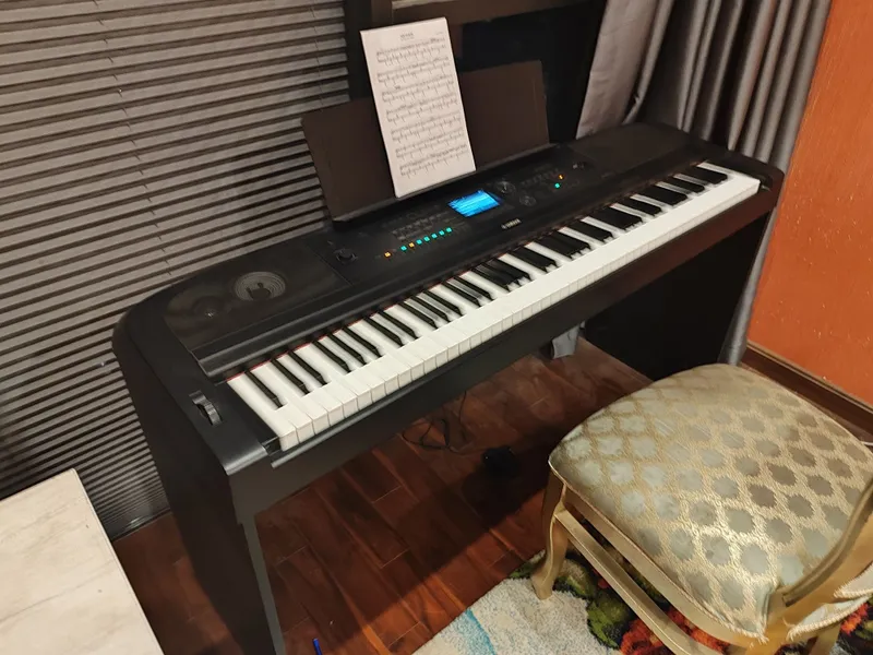 Цифровое Пианино - YAMAHA DGX-670 Цифровое Пианино - YAMAHA DGX-670