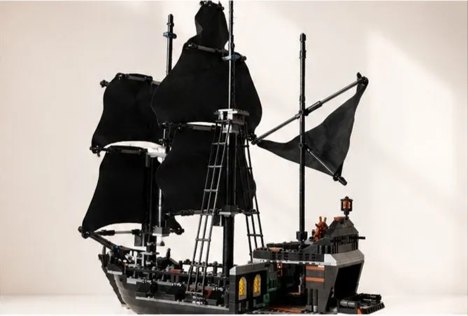 Конструктор корабль из Lego. 3 Конструктор корабль из Lego. 3