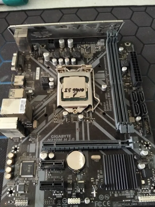 Gigabayte H310 i5 9400 1 Gigabayte H310 i5 9400 1