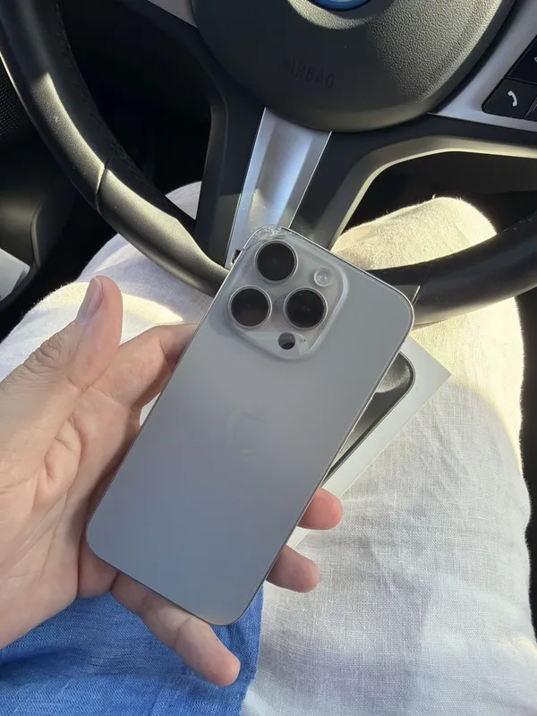 Iphone 15 pro 256 gb 2