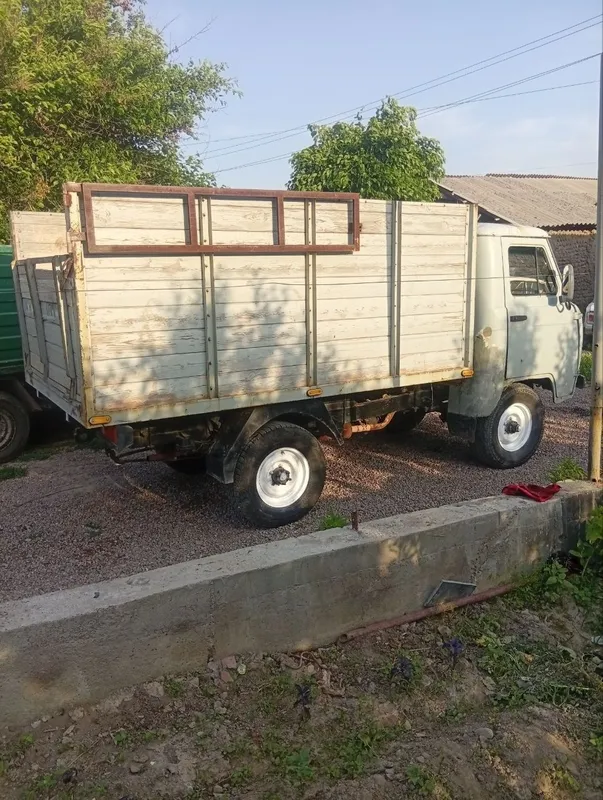 Uaz 1991 xolati ideal,metan,balonlari yaxshi 1